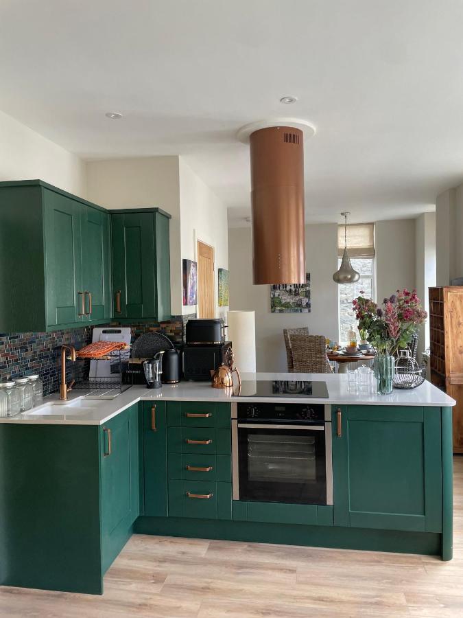 The Art Attic A Stylish Boutique Apartment بيلث ويلز المظهر الخارجي الصورة